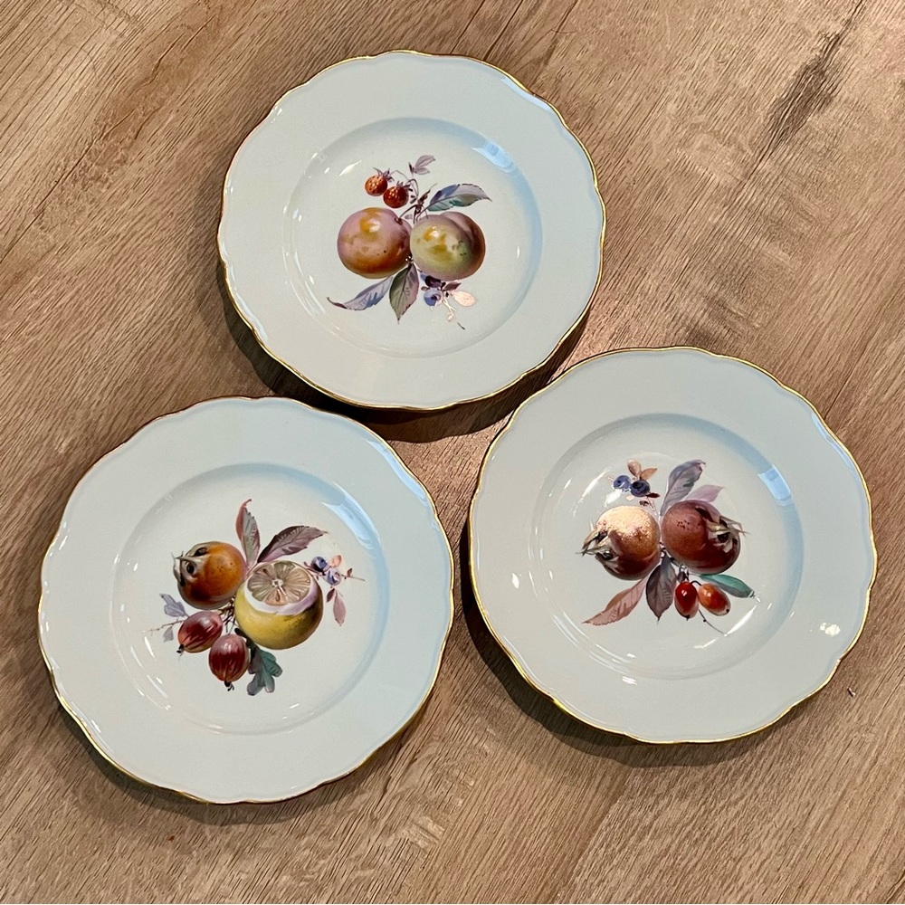 19th C. Antique Meissen Germany 6” Plates Hand Painted Fruits Gold Trim‎ 3 PCs